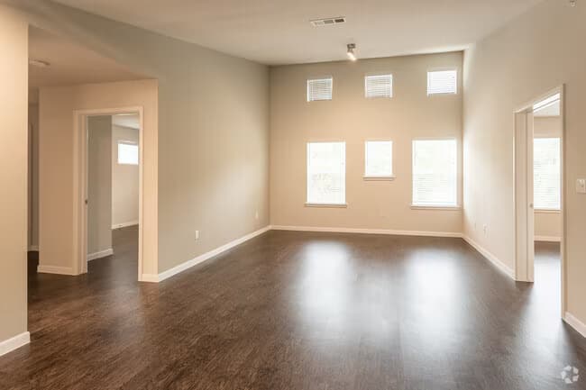 Unit 2402 2109 floor plan