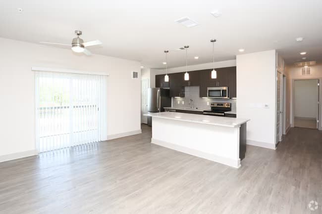 Wells Branch 2-2202 floor plan
