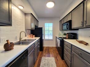 One Bedroom One Bath 482 floor plan
