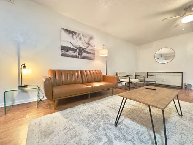 Unit 203 106 floor plan