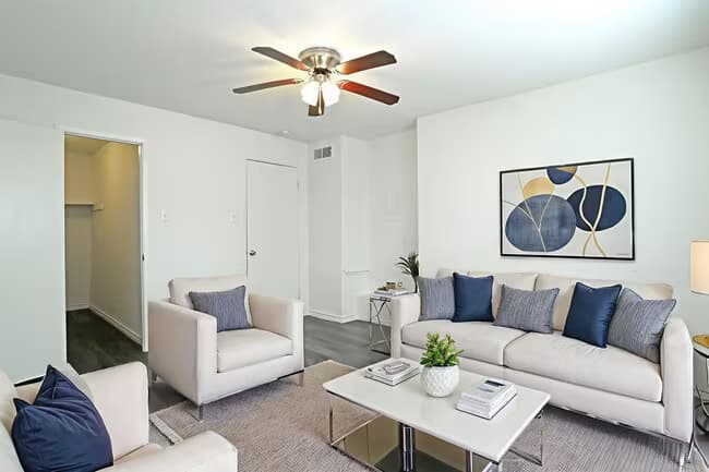 Unit 218 218 floor plan