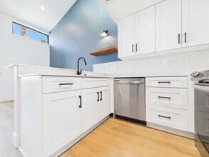 1 Bedroom 1 Bathroom - Renovated 205 floor plan