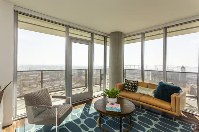 Unit 1911 PH31 floor plan