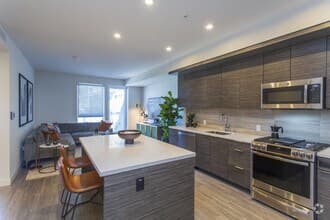 A6 PH04 floor plan