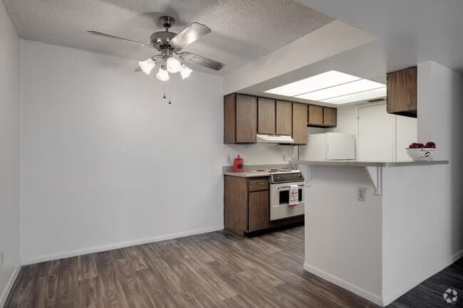 2B 2165 floor plan