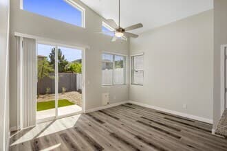 1x1 679 SF 30 floor plan