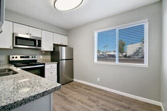 2x1 floor plan