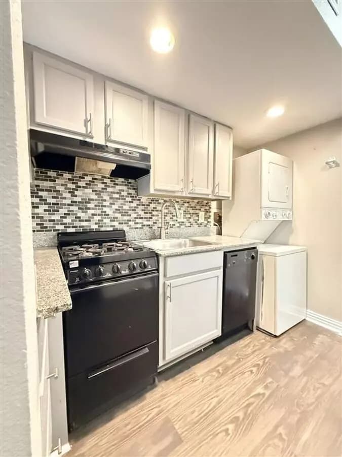 Unit 104 104 floor plan