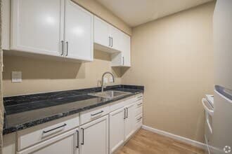 1 Bedroom x 1 Bath 05 floor plan