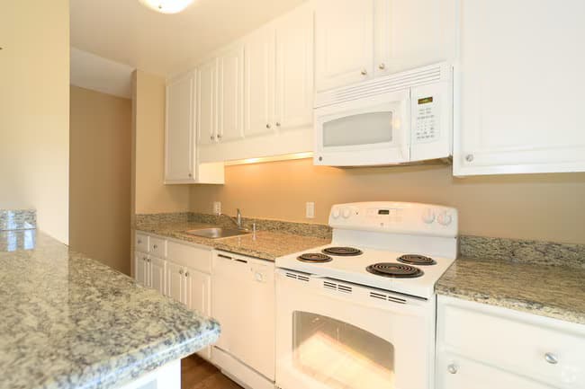One Bedroom 42 floor plan