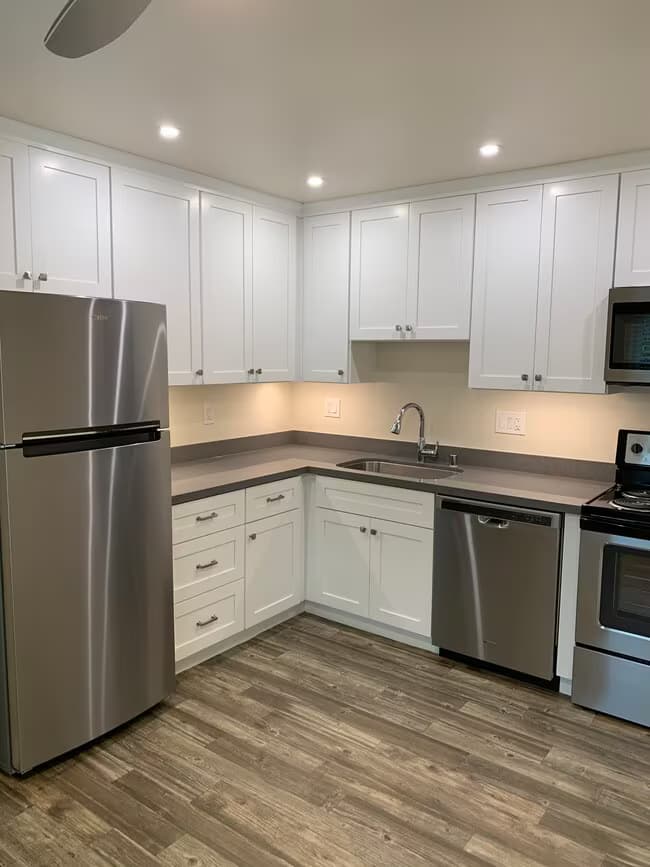 2 Bed 1 Bath floor plan