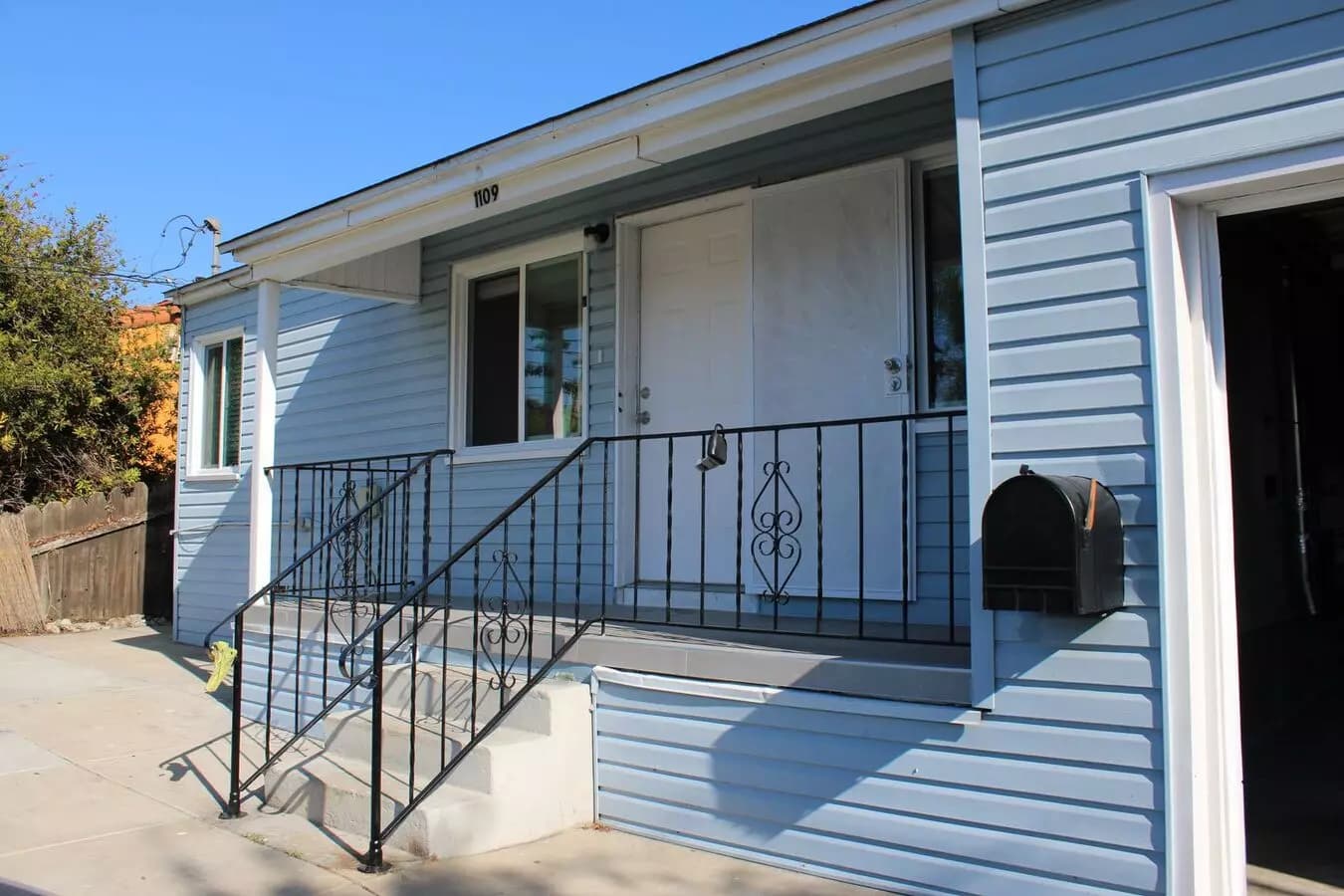 2BR/1BA - floor plan