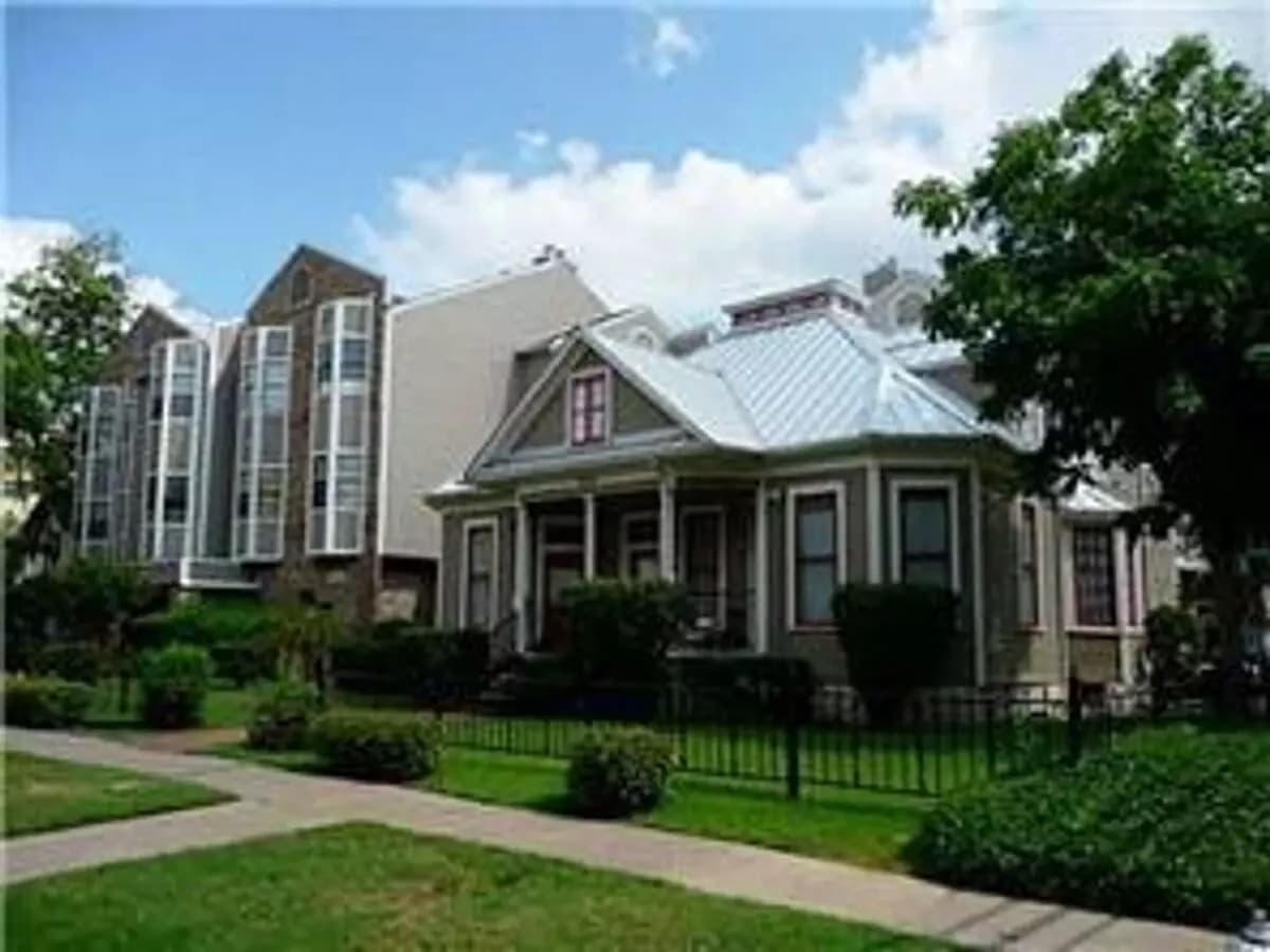 2 Beds • 2 Baths 101 floor plan