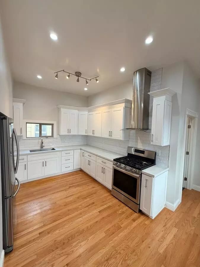 Unit 20378790 1226 floor plan