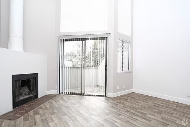 One bedroom, One bath Loft Apartment 1314 floor plan