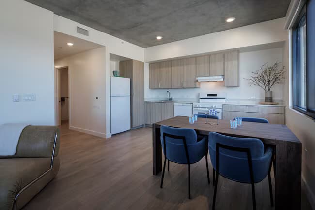 2 + 1 floor plan